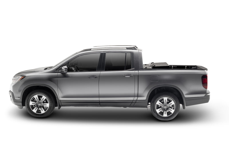 Load image into Gallery viewer, UnderCover 17-20 Honda Ridgeline 5ft Ultra Flex Bed Cover
