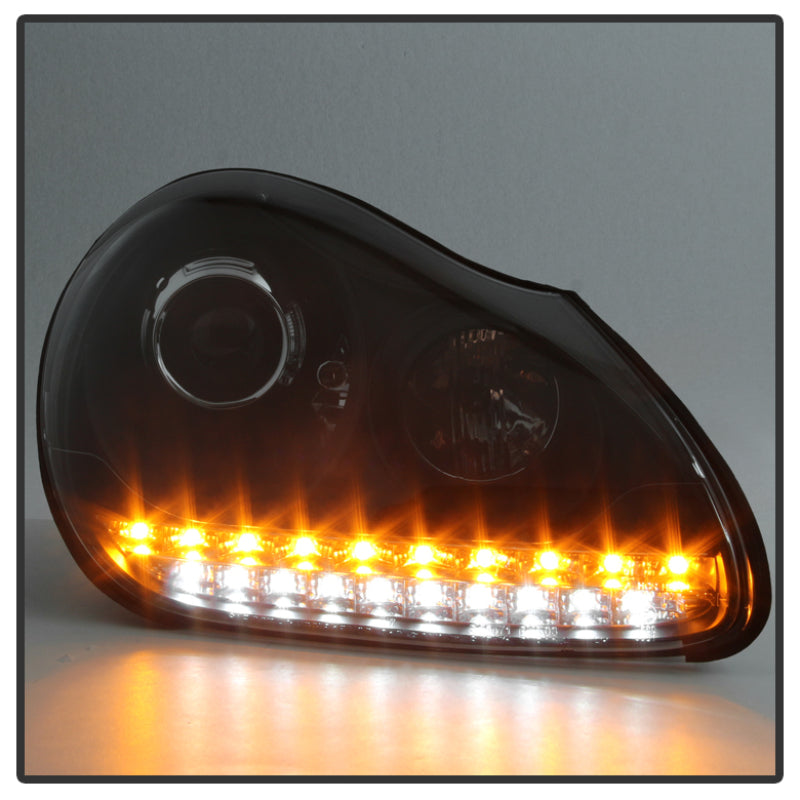 Load image into Gallery viewer, Spyder Porsche Cayenne 03-06 Projector Xenon/HID Model- DRL LED Blk PRO-YD-PCAY03-HID-DRL-BK

