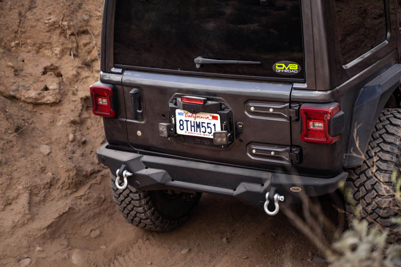 Load image into Gallery viewer, DV8 Offroad 18-22 Jeep Wrangler JL Spare Tire Delete Kit w/Light Mounts
