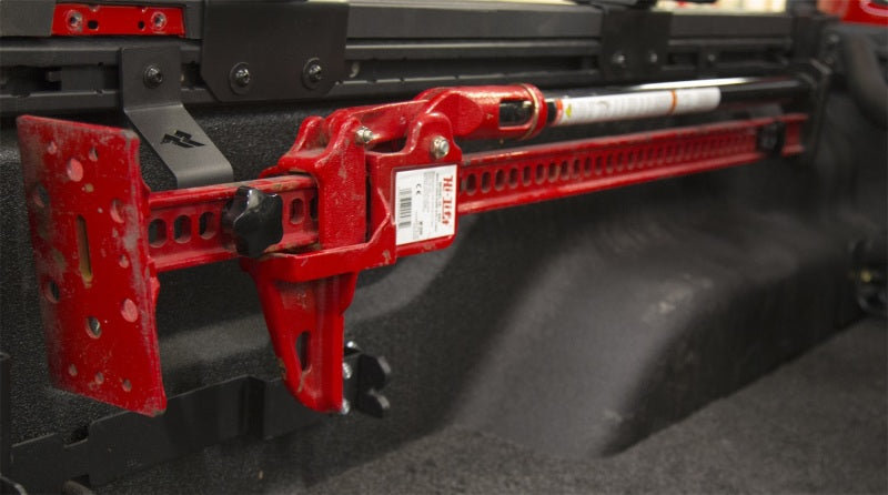 Load image into Gallery viewer, Rugged Ridge 20-22 Jeep Gladiator Off Road Jack Bed Rail Mount
