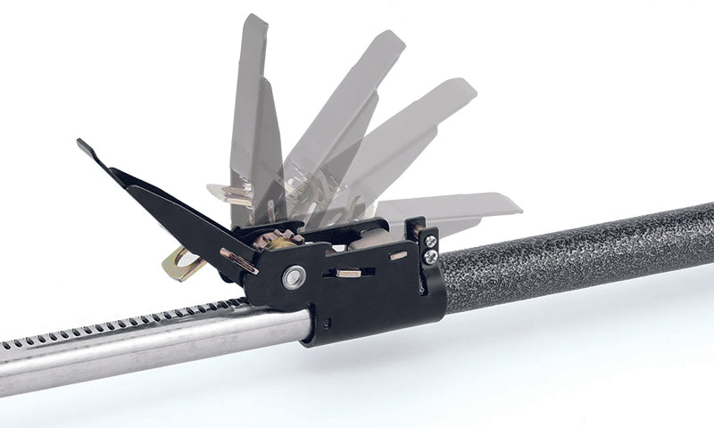 Load image into Gallery viewer, Lund Universal Ratcheting Cargo Bar - Black
