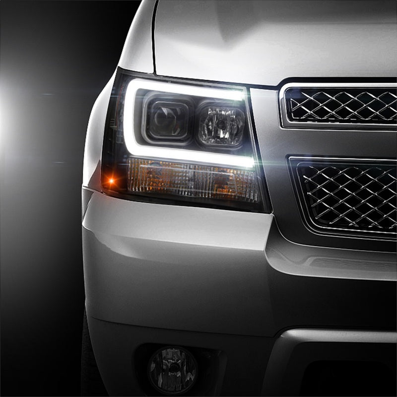Load image into Gallery viewer, Spyder 07-14 Chevy Suburban/1500/2500/Tahoe V2 Projector Headlights Blk PRO-YD-CSUB07V2-DRL-BK
