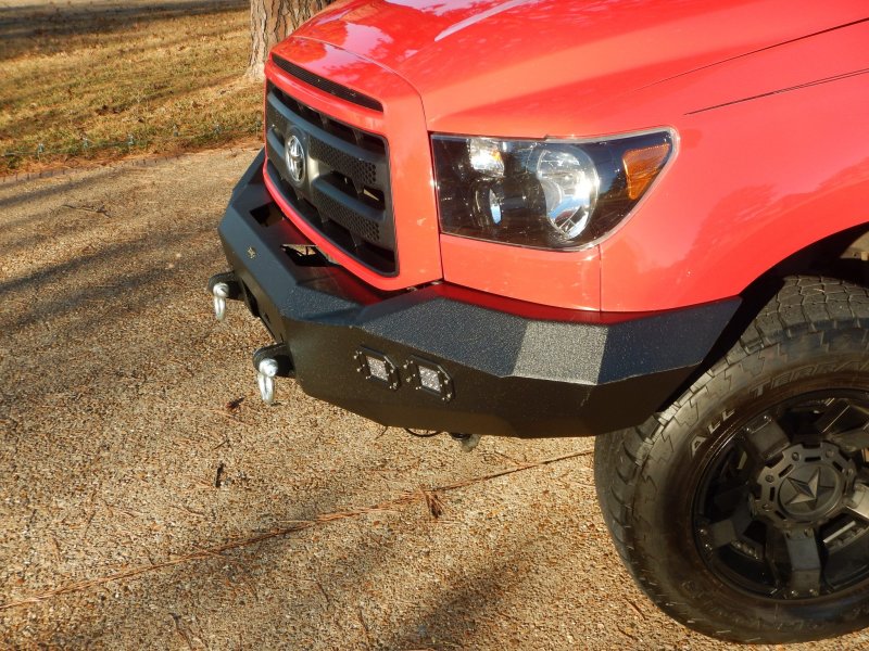 Load image into Gallery viewer, DV8 Offroad 07-13 Toyota Tundra Front Bumper

