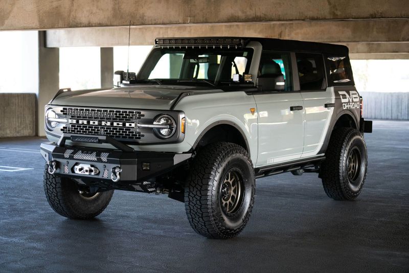Load image into Gallery viewer, DV8 Offroad Bull Bar Add-On For DV8 Ford Bronco Bumpers - Fits 13in Elite Series Light Bar
