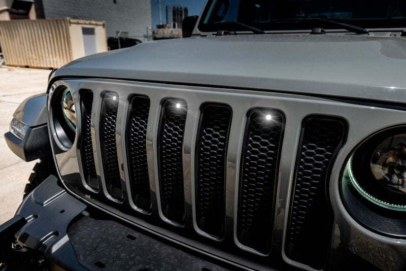 Load image into Gallery viewer, Oracle Pre-Runner Style LED Grille Kit for Jeep Gladiator JT - White
